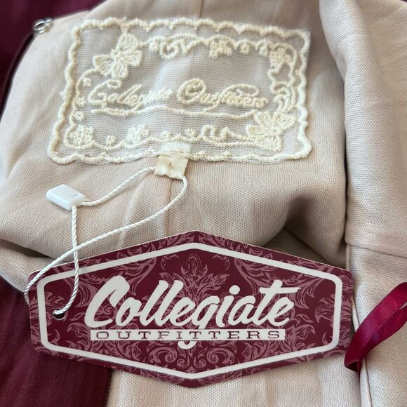 Maroon Cut-Out Open Back Shift Dress Large - Picture 7 of 9